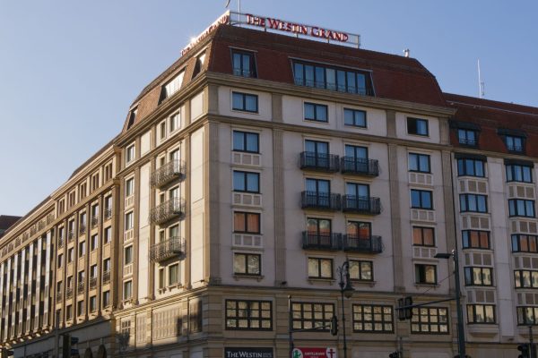2027 hotel experiences